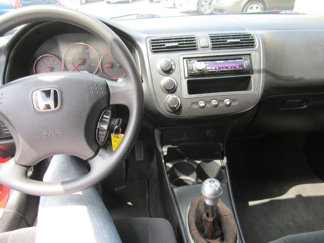 Honda Civic 2003 photo 9