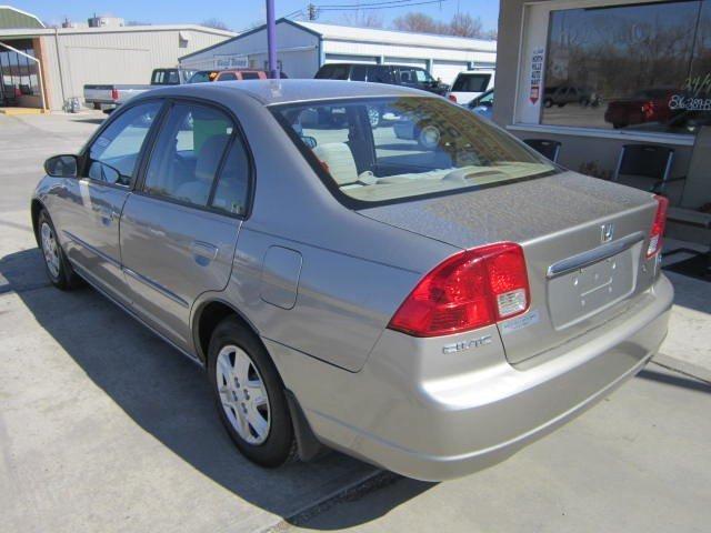 Honda Civic 2003 photo 4