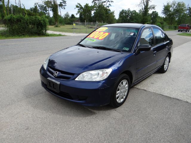 Honda Civic 2dr Reg Cab 120.5 WB Sedan