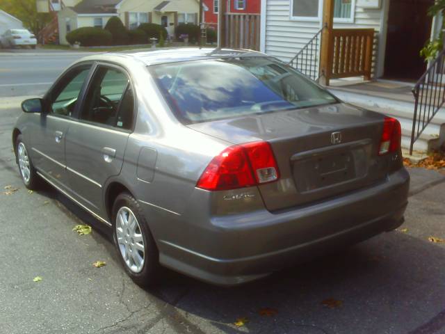 Honda Civic 2004 photo 4