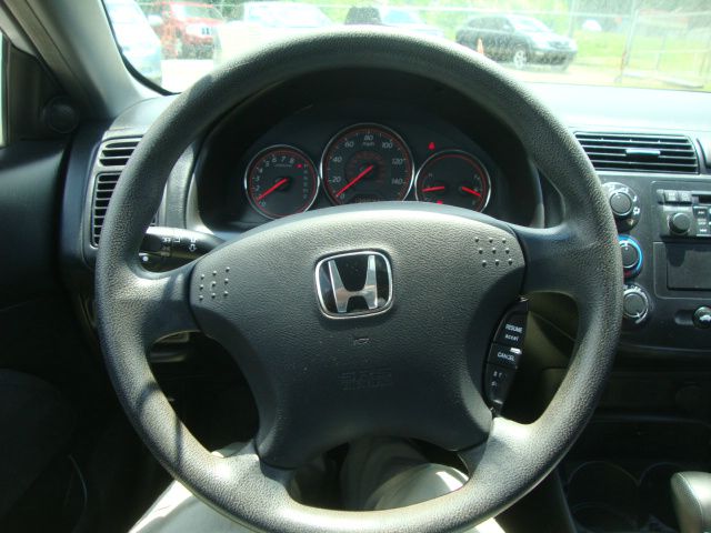 Honda Civic 2004 photo 2