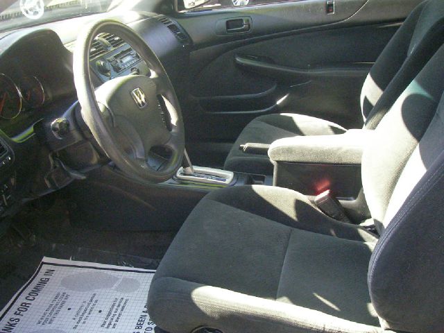 Honda Civic 2004 photo 4