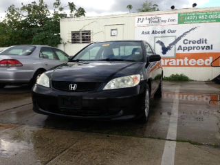 Honda Civic 2004 photo 2