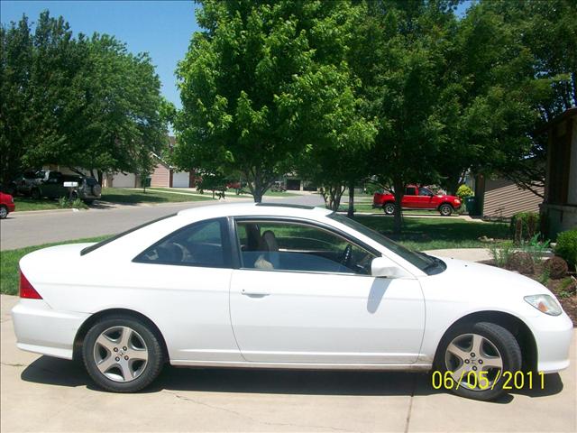 Honda Civic 2004 photo 2