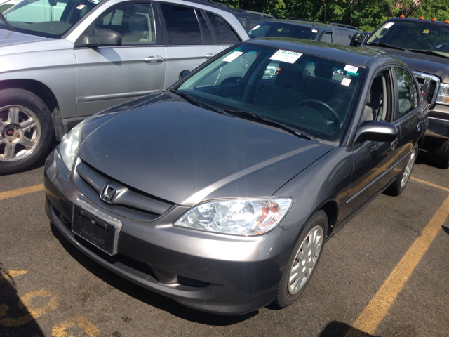 Honda Civic 2dr Reg Cab 120.5 WB Sedan