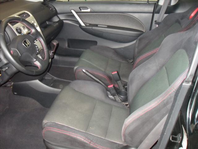 Honda Civic 2004 photo 1