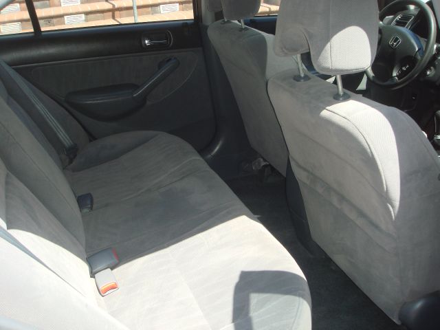 Honda Civic 2004 photo 2