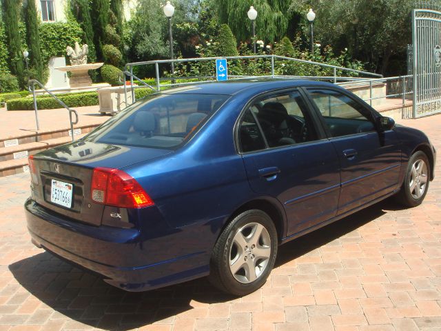 Honda Civic 2004 photo 4