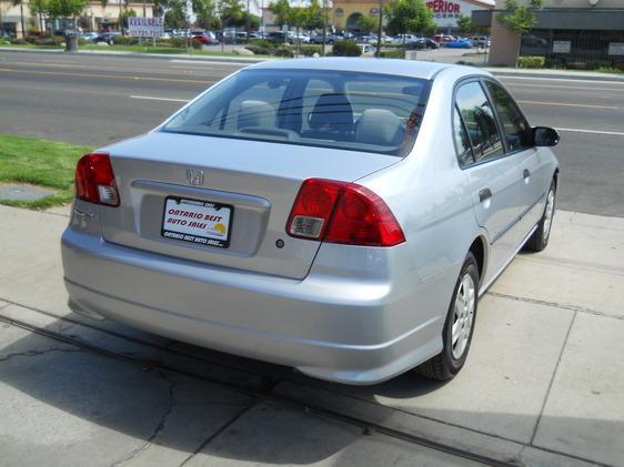 Honda Civic 2004 photo 2