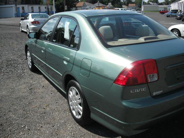 Honda Civic 2004 photo 2