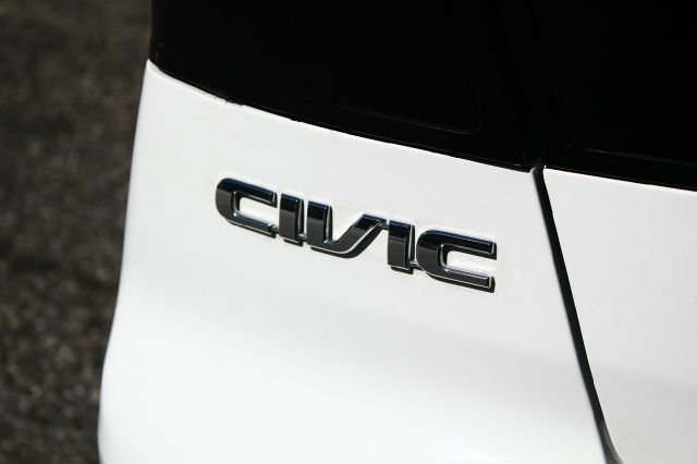 Honda Civic 2004 photo 12