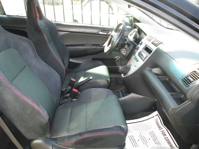 Honda Civic 2004 photo 3