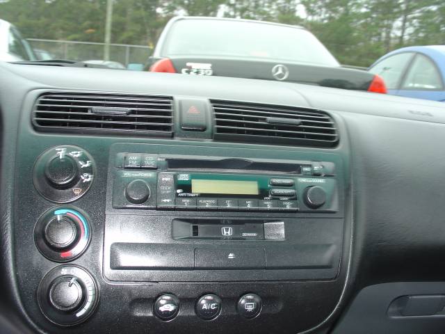 Honda Civic 2004 photo 4