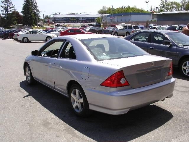 Honda Civic 2004 photo 2