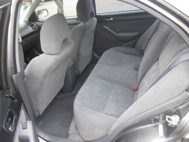 Honda Civic 2004 photo 7