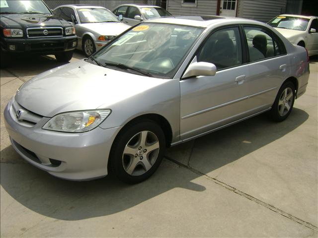 Honda Civic 2004 photo 2