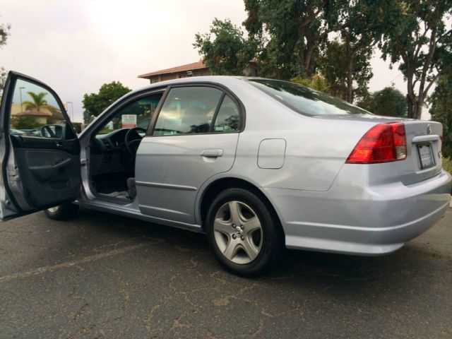 Honda Civic 2004 photo 1