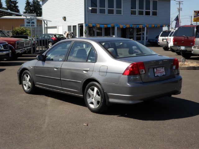 Honda Civic 2004 photo 2