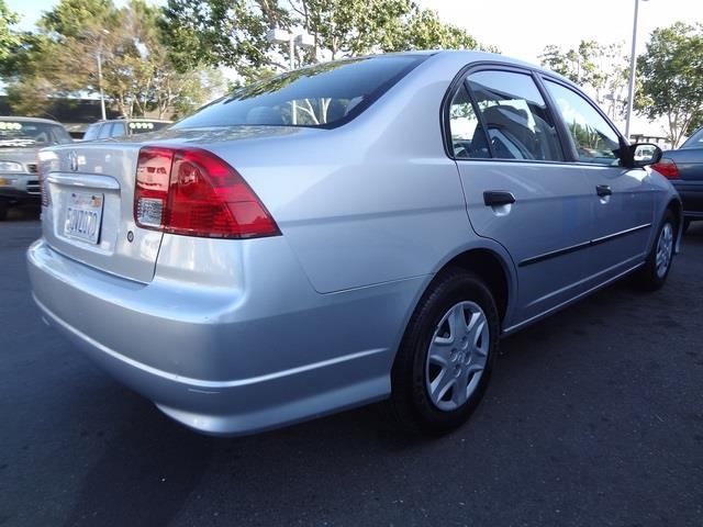 Honda Civic 2004 photo 2