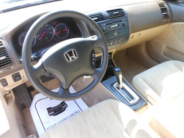 Honda Civic 2004 photo 2