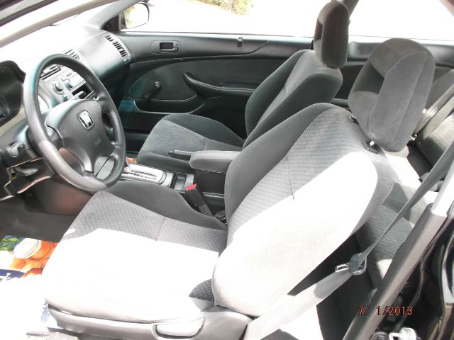 Honda Civic 2004 photo 2