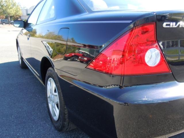 Honda Civic 2004 photo 2