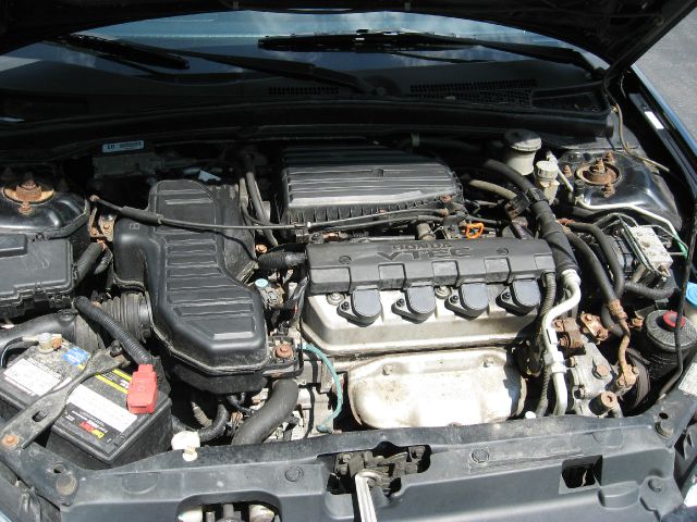 Honda Civic 2004 photo 2