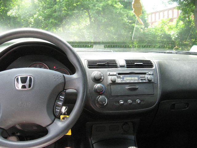 Honda Civic 2004 photo 4