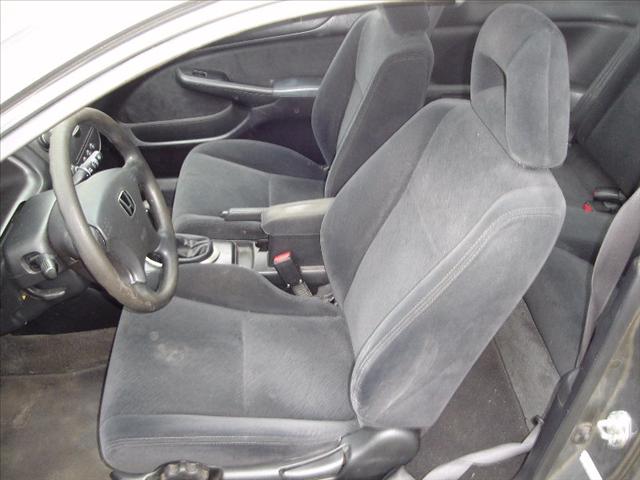 Honda Civic 2004 photo 3