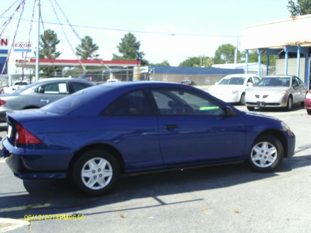 Honda Civic 2dr Reg Cab 120.5 WB Sedan