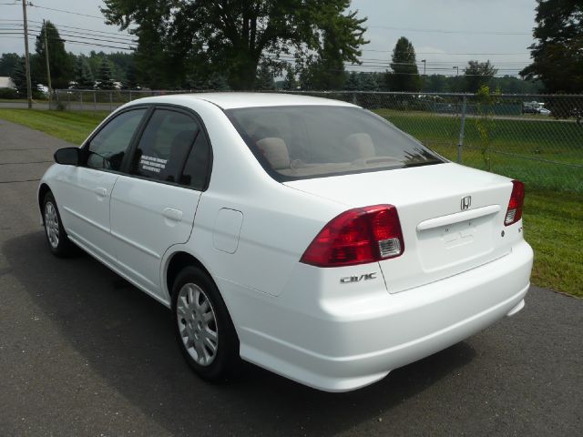 Honda Civic 2005 photo 2