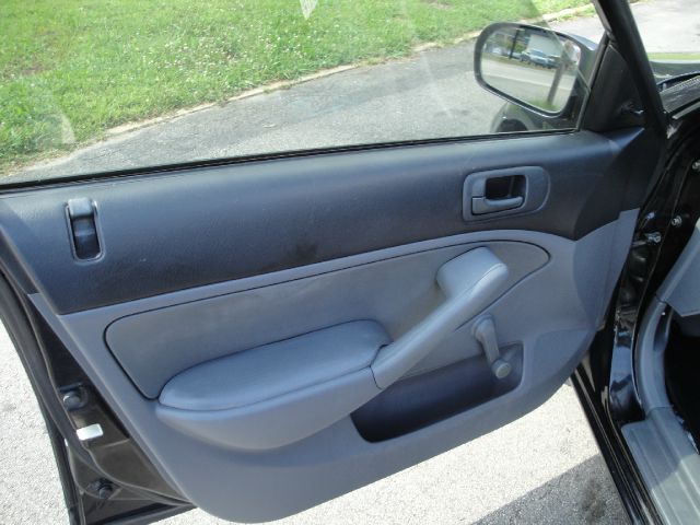 Honda Civic 2005 photo 4