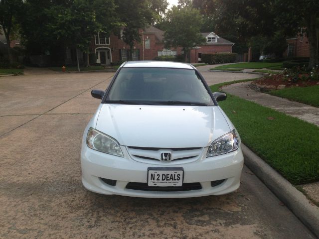 Honda Civic 2dr Reg Cab 120.5 WB Sedan