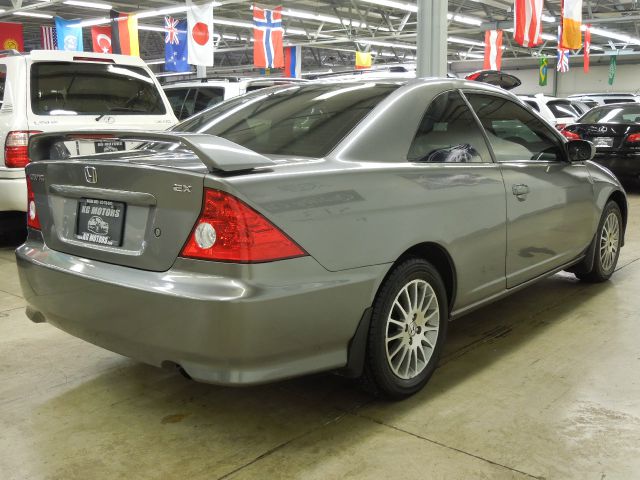 Honda Civic 2005 photo 4