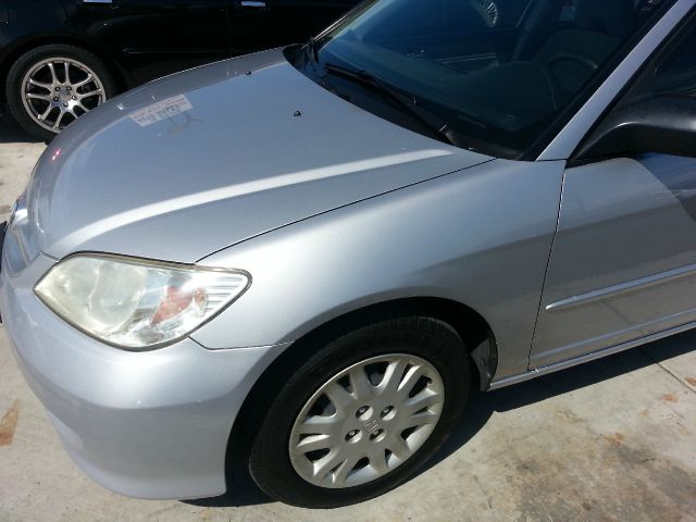 Honda Civic 2005 photo 2