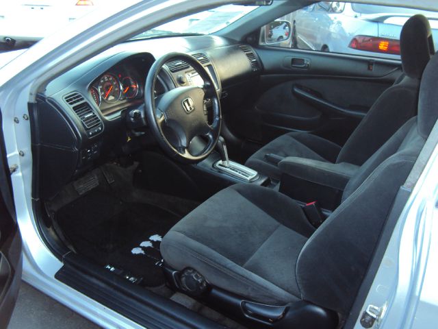 Honda Civic 2005 photo 1