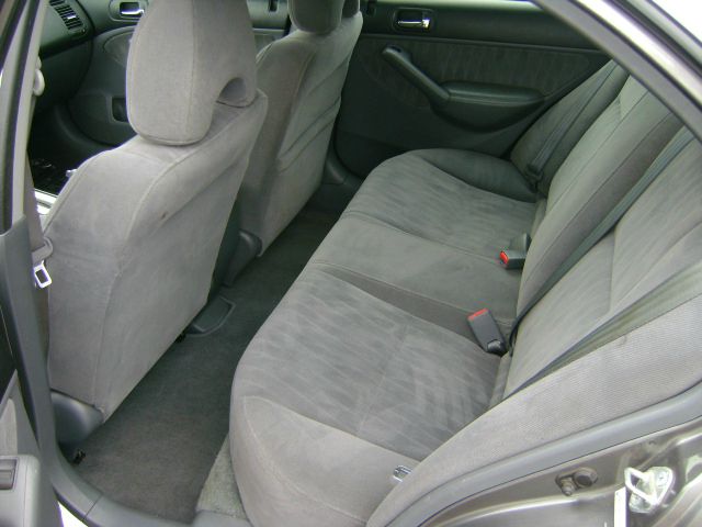 Honda Civic 2005 photo 7