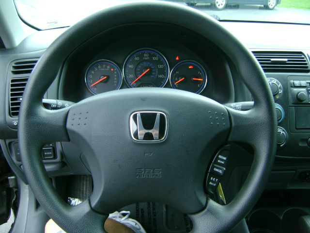 Honda Civic 2005 photo 9