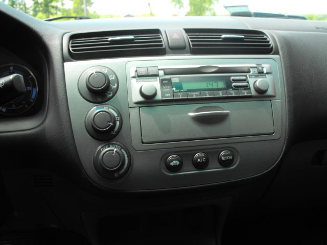 Honda Civic 2005 photo 2