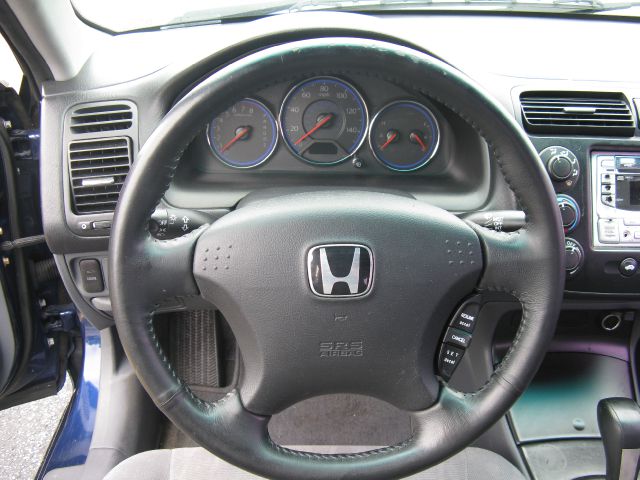 Honda Civic 2005 photo 3