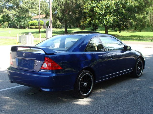 Honda Civic 2005 photo 2