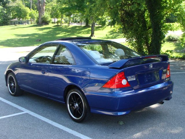 Honda Civic 2005 photo 3