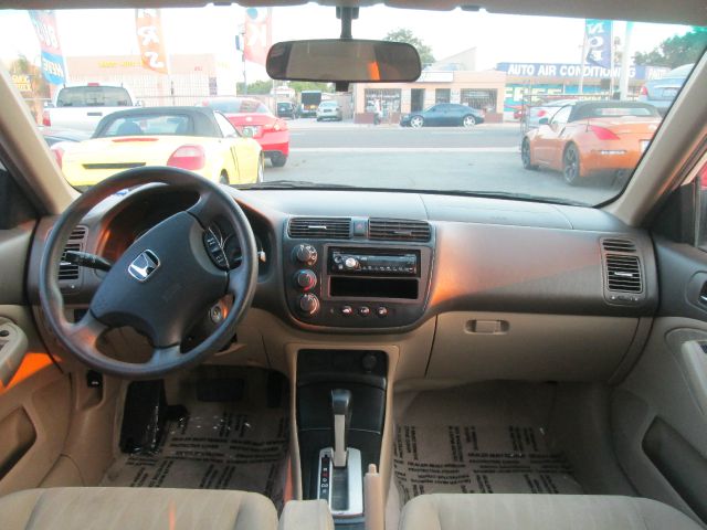 Honda Civic 2005 photo 11