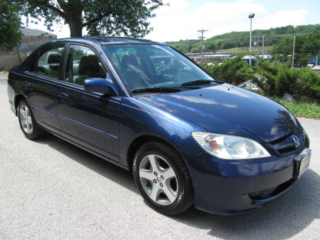 Honda Civic 2005 photo 2