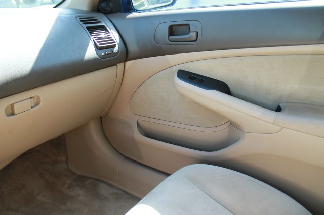 Honda Civic 2005 photo 2