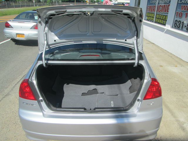 Honda Civic 2005 photo 1