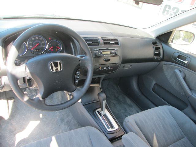 Honda Civic 2005 photo 3