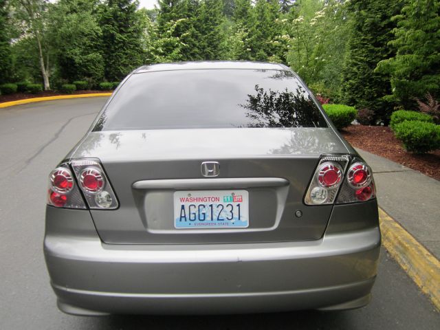 Honda Civic 2005 photo 12