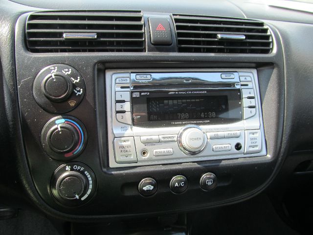 Honda Civic 2005 photo 32