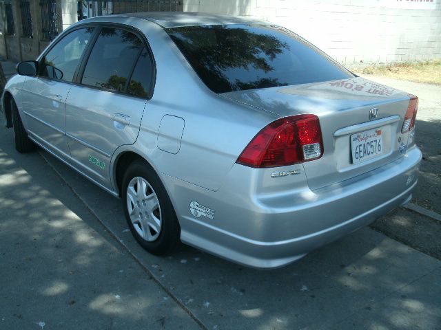 Honda Civic 2005 photo 2